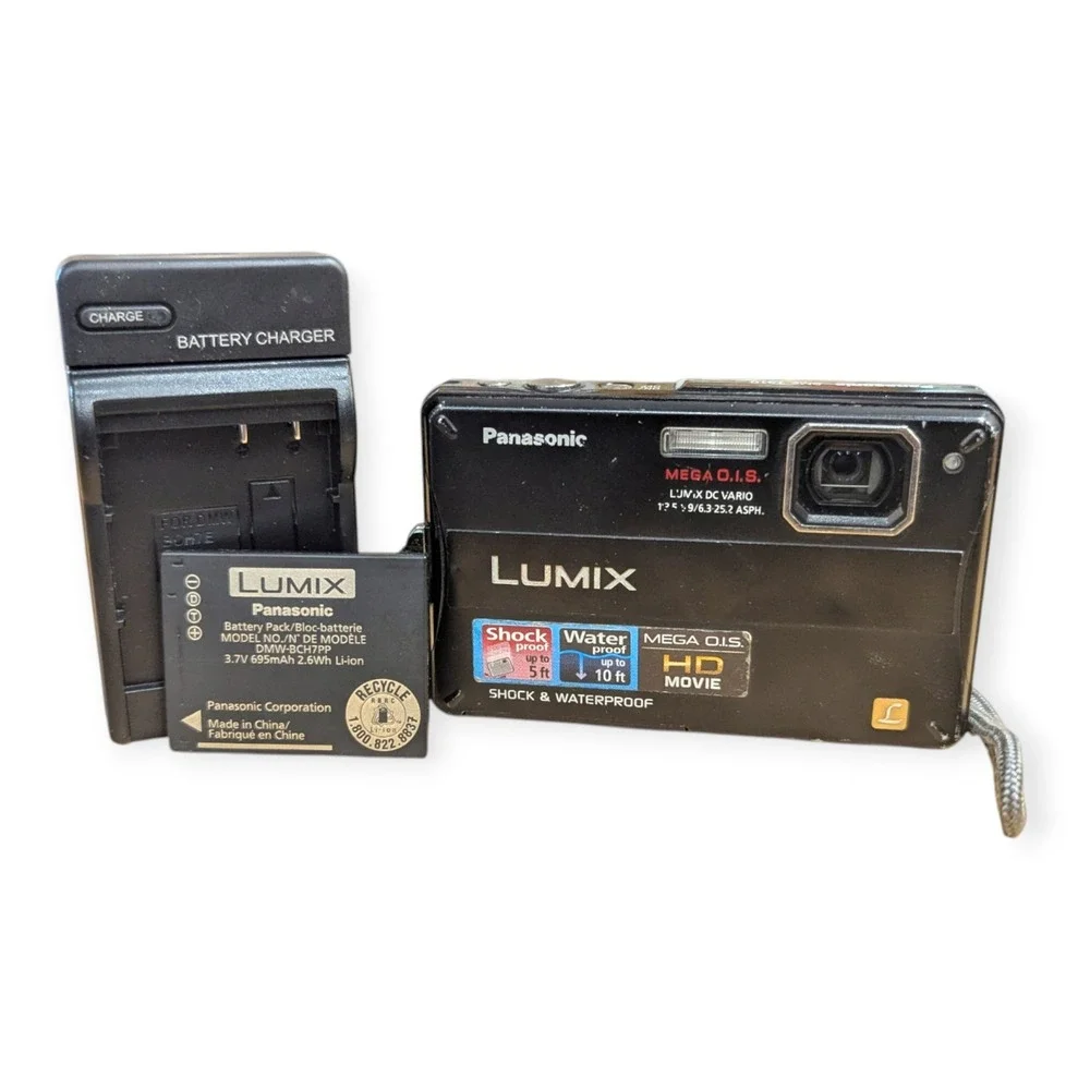 Panasonic Lumix DMC-TS10 14.1MP Waterproof Digital Camera Black Charger Battery
